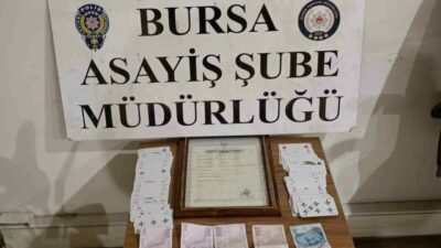 Bursa’nın yılbaşı öncesi yapılan denetimlerde kumar oynandığı tespit edilen iş