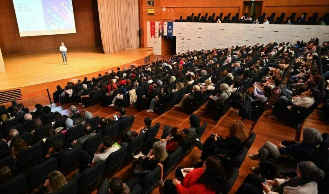 Bursa Büyükşehir Belediyesi tarafından ‘İleriye giden yolun haritasını çizmek’ temasıyla