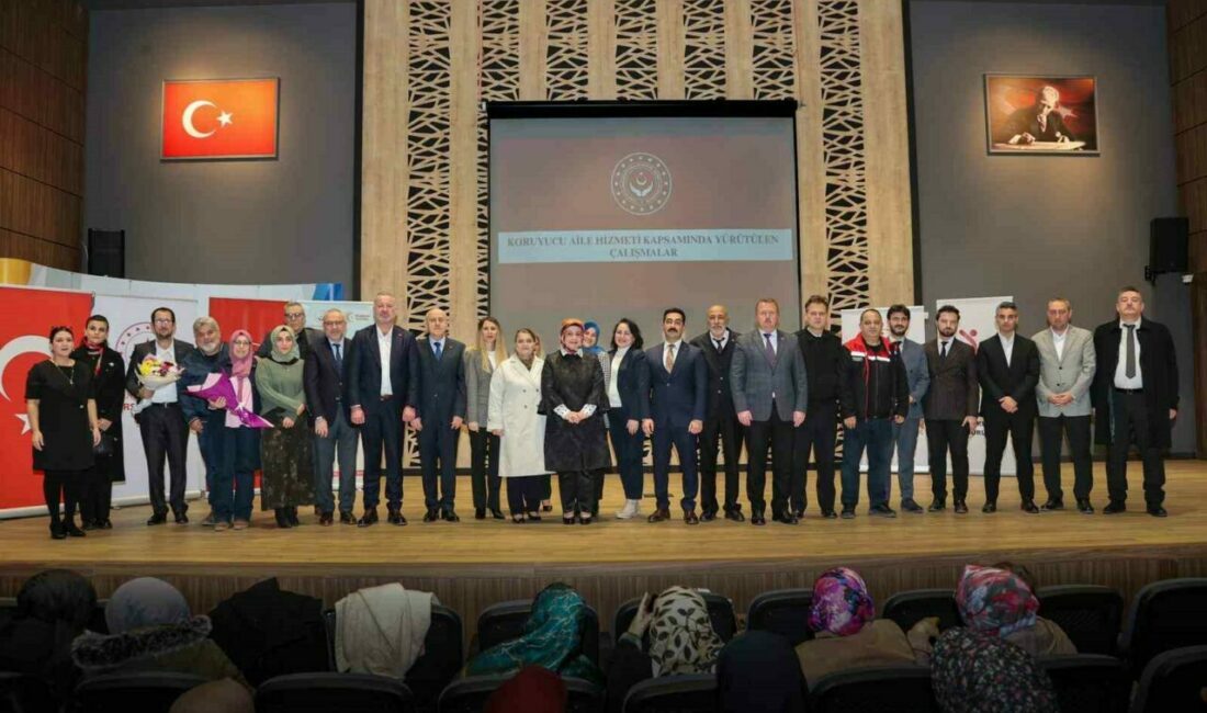 Bursa Valisi Erol Ayyıldız’ın eşi Uzman Doktor Dilek Didem Ayyıldız,