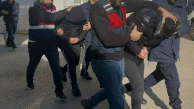 Bursa İl Jandarma Komutanlığı Narkotik Suçlarla Mücadele ekipleri, uyuşturucu ile