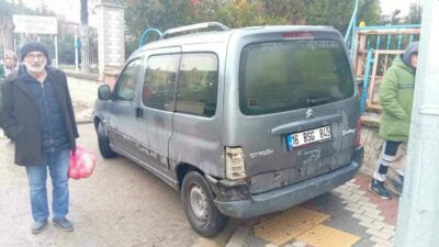 Bursa’nın İnegöl ilçesinde meydana gelen kazada hafif ticari araç ile