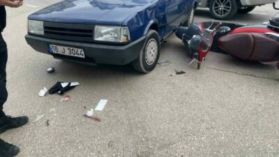 Bursa’nın Mudanya ilçesi Güzelyalı Mahallesi’nde meydana gelen trafik kazasında motosiklet