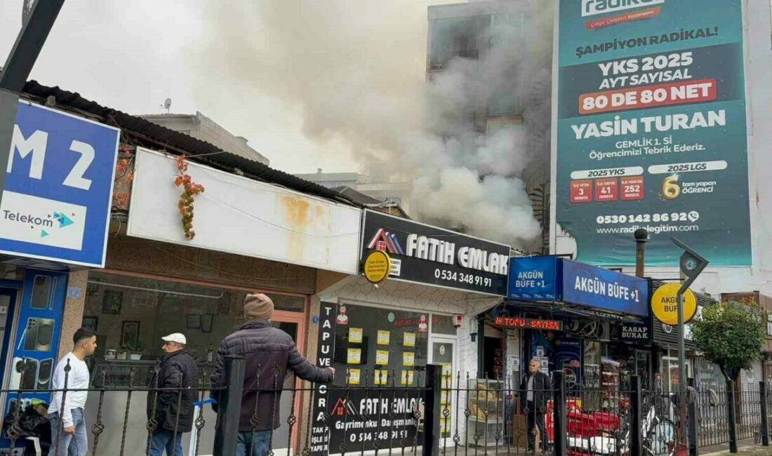 Bursa’da pide imalathanesinde yangın paniği Bursa’nın Gemlik ilçesinde bir pide imalathanesinde çıkan yangın, kısa süreli