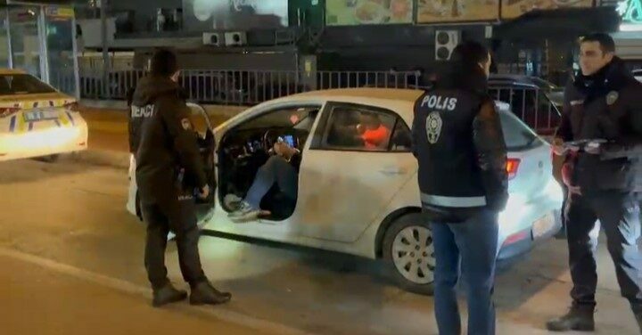 Bursa’da yılbaşı öncesinde vatandaşların huzur ve güvenliğini sağlamak amacıyla trafik