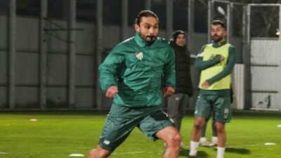 Bursaspor, devre arası hazırlıklarına akşam saatlerinde Özlüce İbrahim Yazıcı Tesisleri’nde