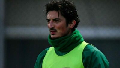 Bursaspor, devre arası çalışmalarını günün ikinci antrenmanıyla sürdürdü. Sabah saatlerinde