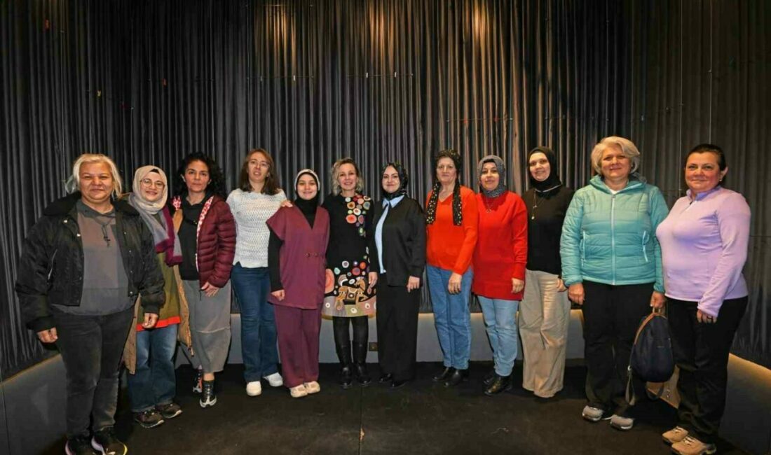 Emekten sanata uzanan yolculuk girişimcilere ilham oldu Osmangazi Belediyesi, gençlerin girişimcilik alanında farkındalık kazanmalarını hedefleyen söyleşilerine bir