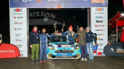 Dünyanın ilk ve tek engelli kadın ralli pilotu Kübra Denizci