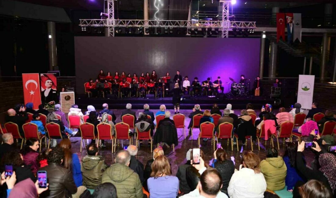 Kültür ve sanat faaliyetlerine büyük önem vererek, gelecek nesillere ışık