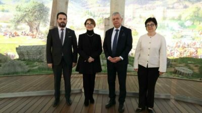 Gürcistan Acara Özerk Bölgesi Kültür Bakanı ve ünlü piyanist Eliso