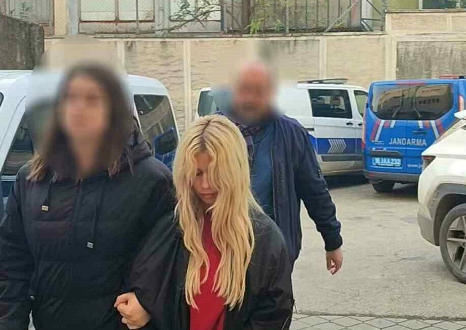 Hukuk öğrencisinin inanılmaz vurgunu “TOKİ” başvuru adı altında 1 milyon dolandırdı Bursa’da 20 yaşındaki hukuk öğrencisi E.A., sahte TOKİ sitesiyle vatandaşları