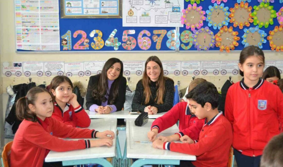 Bursa’nın Mudanya ilçesindeki Mütareke İlkokulu, Erasmus+ Projesi kapsamında İtalya’dan gelen