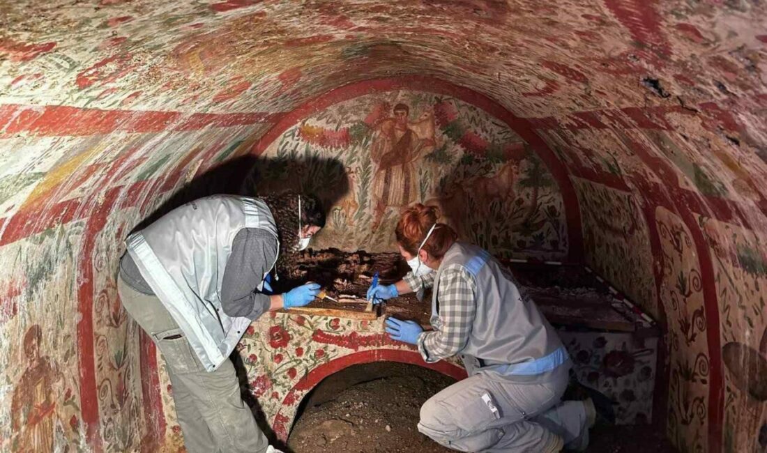 İznik’te erken Hristiyanlık dönemine ait benzersiz ’Çoban İsa’ figürü ortaya çıkarıldı Bursa’nın İznik ilçesindeki Hisardere Nekropolü’nde yürütülen kazılarda, Anadolu’da şimdiye dek