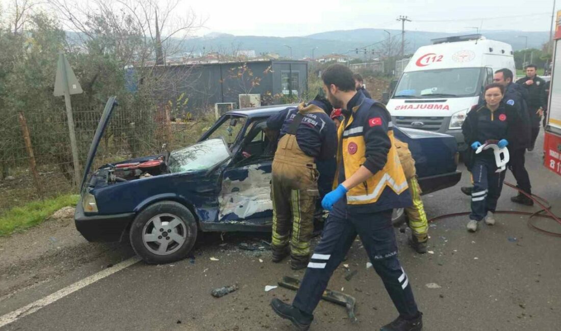 Orhangazi’de meydana gelen kazada kamyonetle çarpışan otomobil sürücüsü yaralandı. Kaza