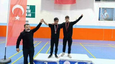 Kestel Spor Salonu’nda gerçekleştirilen Okul Sporları Gençler (A-B) Serbest ve