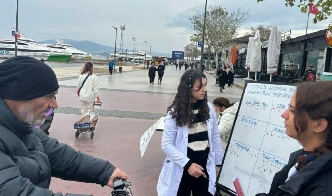 Mudanya Üniversitesi öğrencileri sağlık için seferber oldu Her dört kişiden biri, yaşamının bir döneminde ruh sağlığıyla ilgili