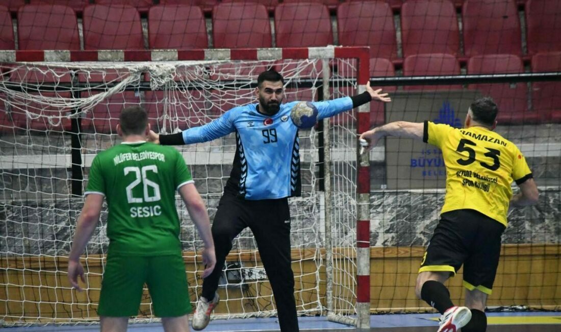 Hentbol Erkekler Süper Ligi’nde mücadele eden Nilüfer Belediyespor, Beykoz Belediyespor