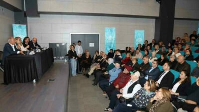 Nilüfer Belediyesi’nin düzenlediği seminerde Alzheimer hastalığının evreleri, korunma yolları ve