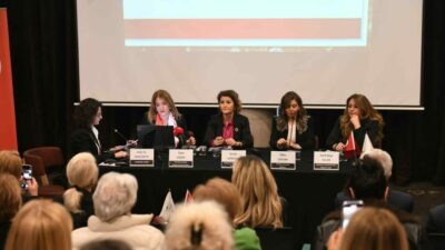 Hayatın her alanında toplumsal cinsiyet eşitliğini temel alan yaklaşımlarla çalışmalarını