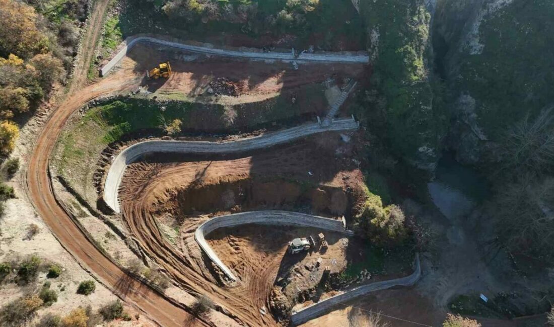 Orhangazi tarafından Osmanlı’nın ilk başşehri Yenişehir’e bağlı Yarhisar köyüne yaptırılan