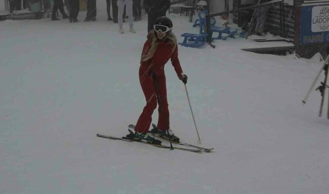 Kış turizminin önemli merkezlerinden Uludağ’da yılbaşına sayılı günler kala yağan