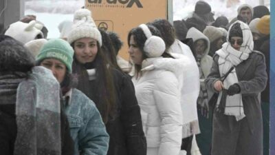 Türkiye’nin en önemli kış turizmi merkezlerinden Uludağ’da yoğun kar sonrası