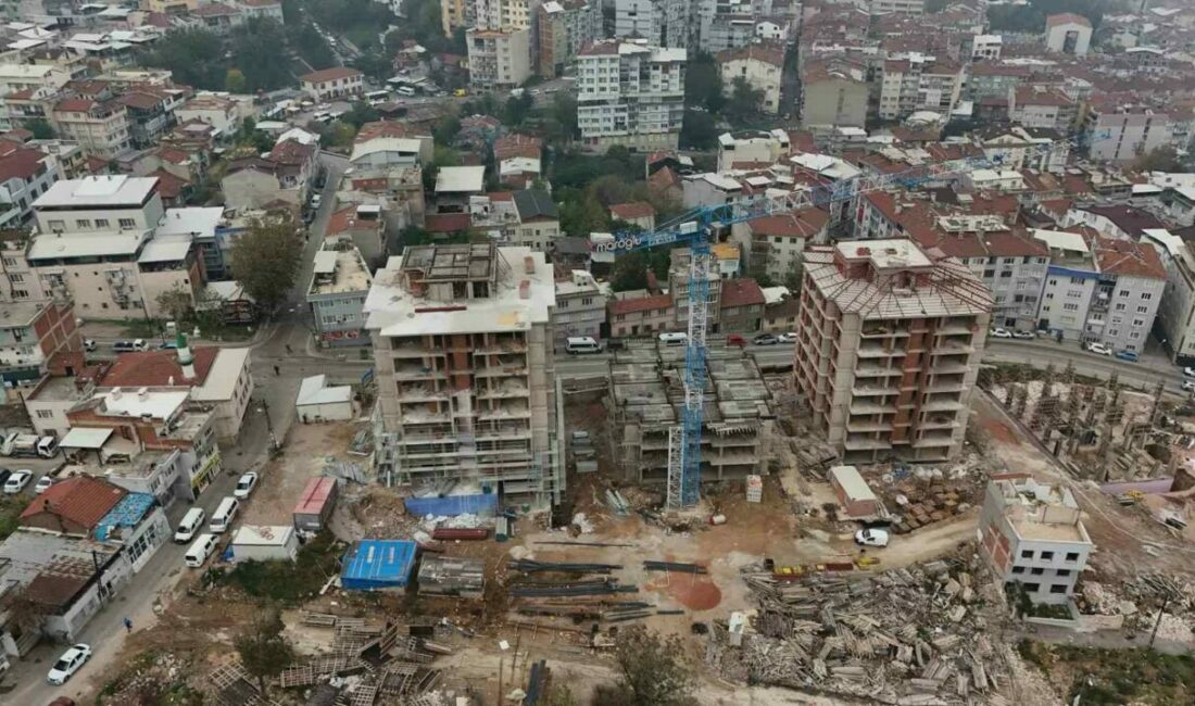 Yıldırım’da dev dönüşüm Yıldırım Belediyesi, hazırlıklarını tamamladığı 12 kentsel dönüşüm projesi kapsamında 2