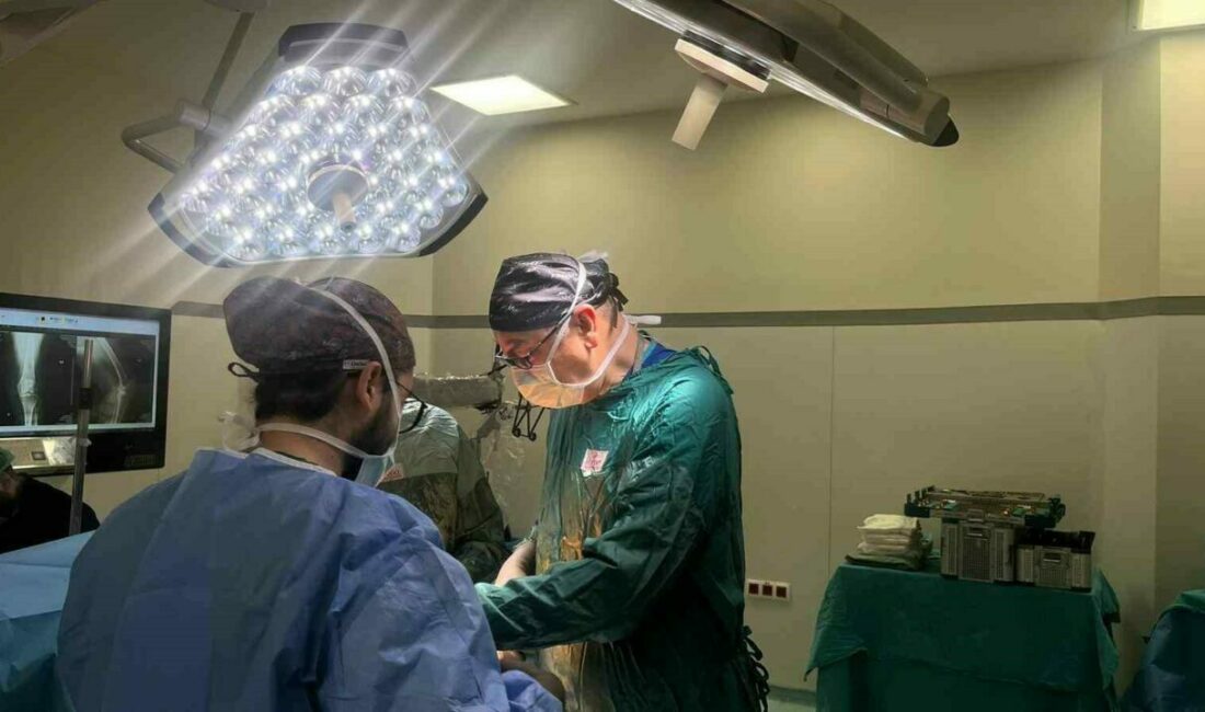 Artroskopik cerrahi ile omuz ağrılarına son Omuz ağrıları, hareket kısıtlılığı ve günlük yaşam kalitesinde belirgin düşüşe