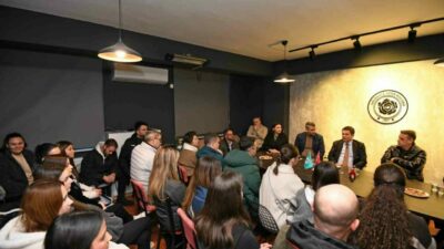 Osmangazi Belediye Başkanı Erkan Aydın, halk dansları aracılığıyla köklü gelenekleri