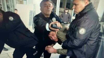 Bursa Büyükşehir Belediye Başkanı Mustafa Bozbey’e yönelik dün gerçekleştirilen fiziki