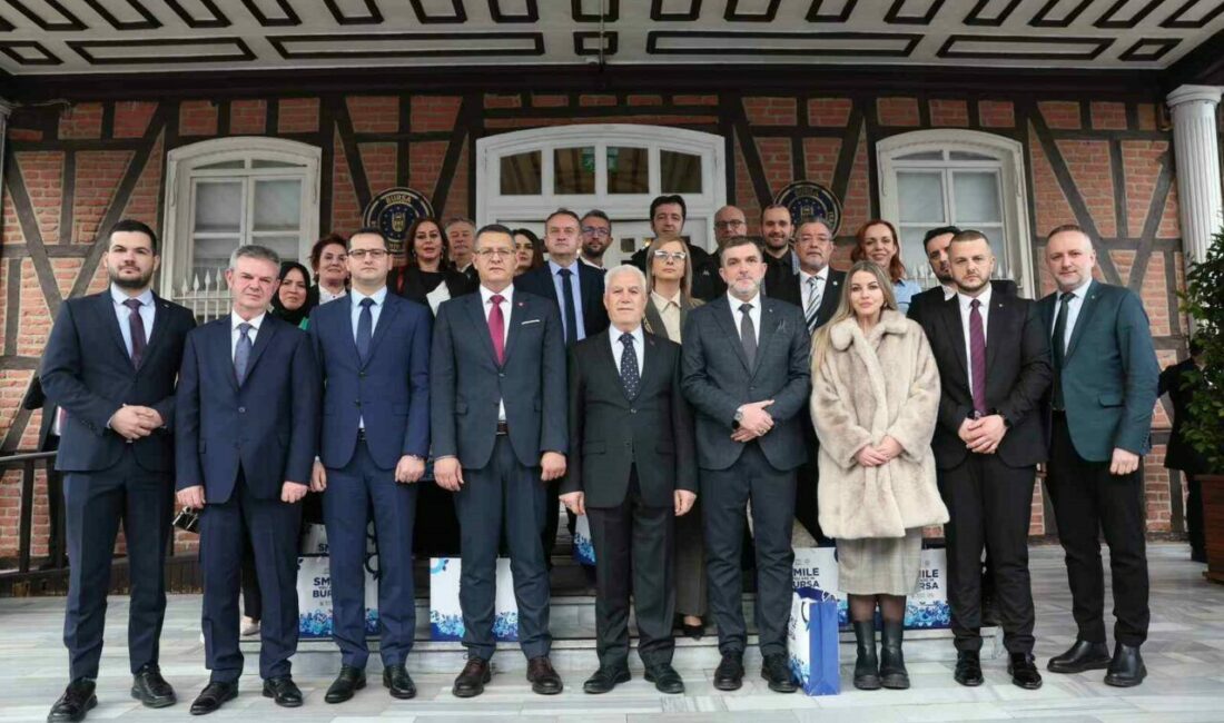 Bursa Büyükşehir Belediye Başkanı Mustafa Bozbey, Sırbistan Sancak Milletvekili Muammer