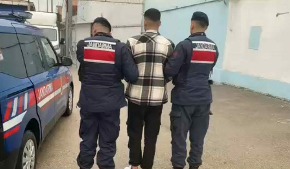 Bursa’da 17 yıl 29 ay hapis cezası bulunan firari yakalandı Bursa’nın İznik ilçesinde hakkında 17 yıl 29 ay kesinleşmiş hapis