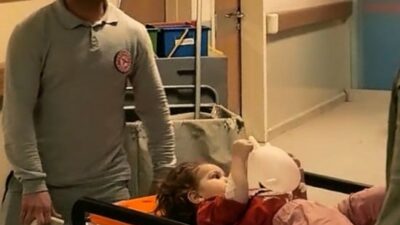 Bursa’nın İnegöl ilçesinde apartmanın 2’nci katındaki pencereden düşen 2 yaşındaki