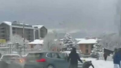 Bursa’da etkili olan kar yağışı hayatı olumsuz etkilerken, kentte korku
