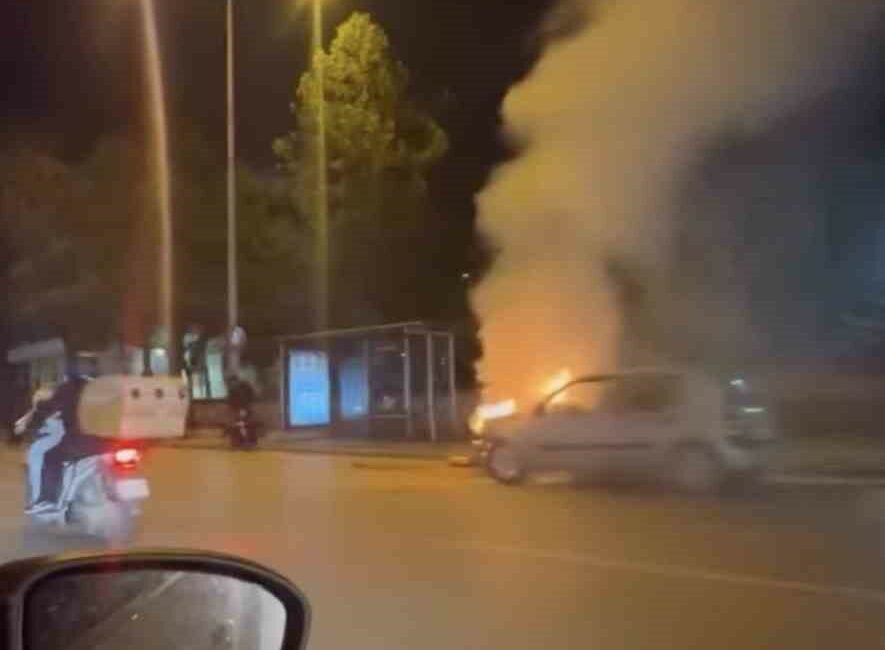 Bursa’nın Osmangazi ilçesinde Merinos Kavşağı’nda seyir halindeyken henüz bilinmeyen bir