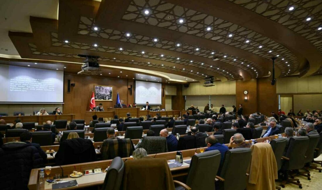 Bursa’da toplu ulaşıma büyükşehir meclisinde alınan kararla yüzde 15 oranında
