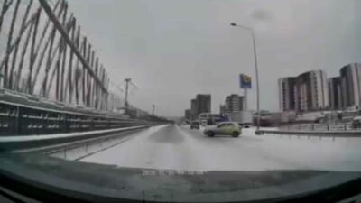 Bursa’da etkili olan yoğun kar yağışı ve buzlanma nedeniyle şehir