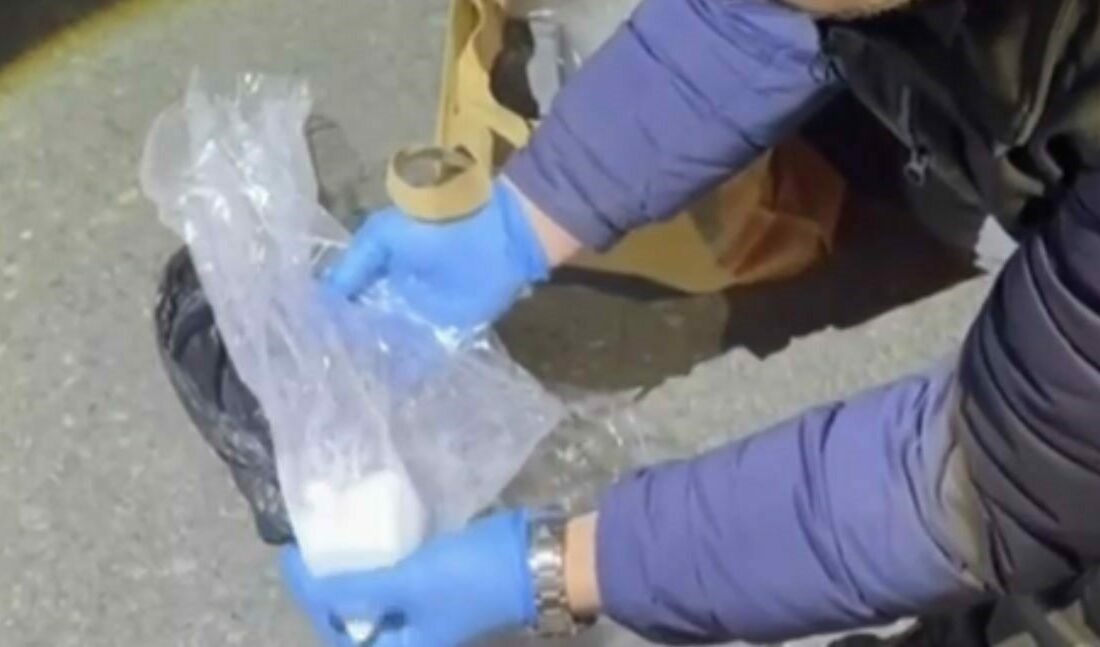 Bursa İl Emniyet Müdürlüğü ekiplerince uyuşturucu ticari yapan 3 şüpheliye