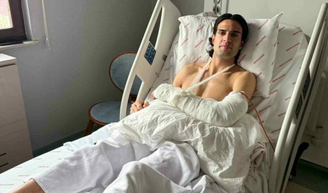 1461 Trabzon maçında sakatlanarak oyundan çıkan Baran Başyiğit’in kolunda deplase