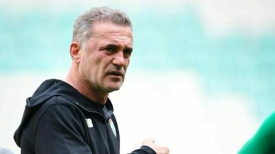 Bursaspor Kulübü, Teknik Direktör Tahsin Tam ile yolların ayrıldığını açıkladı.