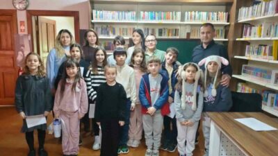 Nilüfer Belediyesi’nin düzenlediği “Çocuklar İçin Felsefe” atölyesinde bir araya gelen