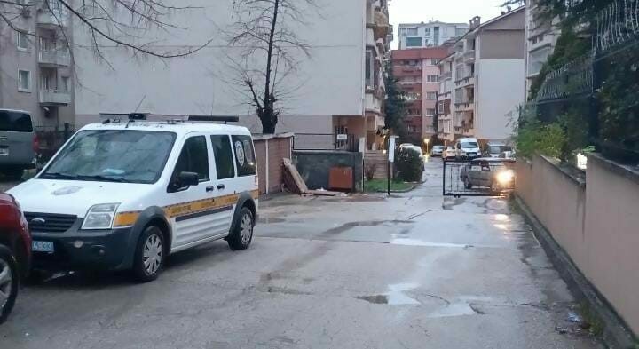 Bursa’da bir sitede meydana gelen aile içi şiddet olayında 1