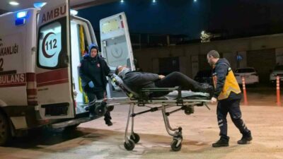 Bursa’nın İnegöl ilçesinde meydana gelen kazada araçlar çarpıştı; 2 kişi