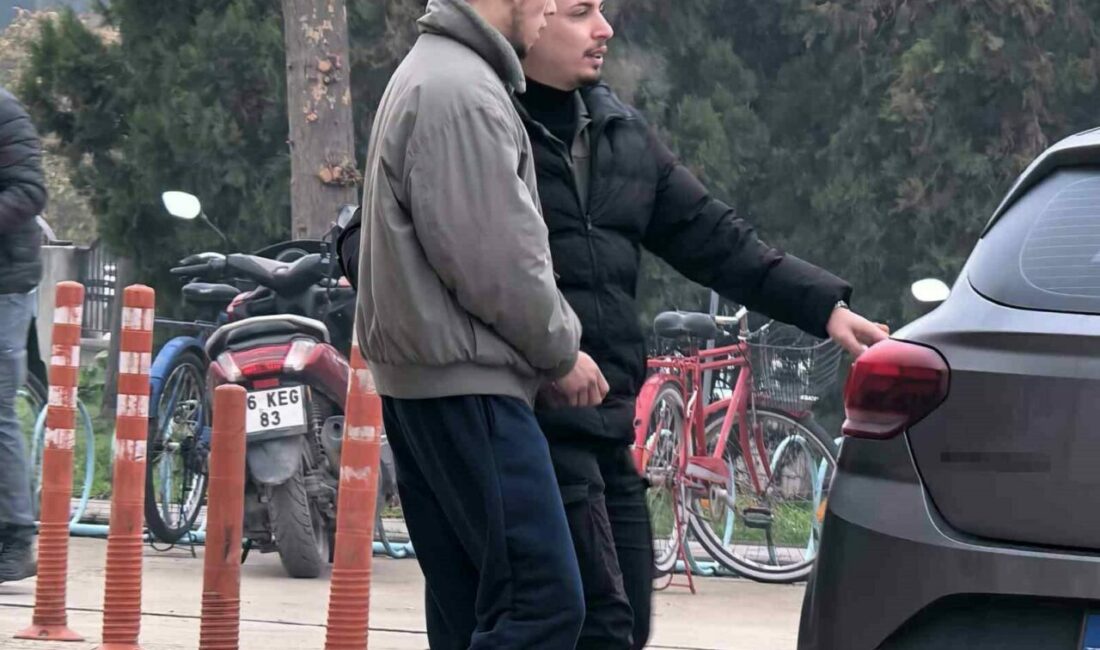 Bursa’nın İnegöl ilçesinde Narkotik Büro Amirliği ekiplerince uyuşturucu tacirlerine yönelik