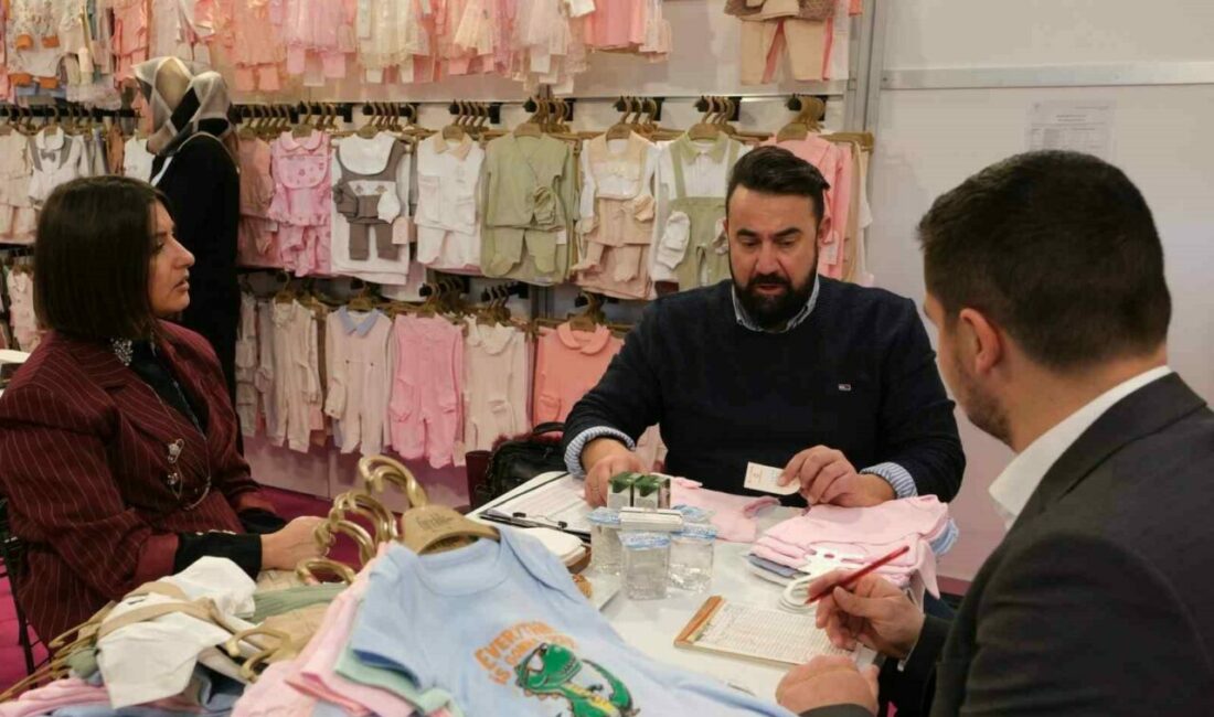 Junioshow, zorlu küresel şartlarda sektörün umutlarını tazeledi Bebe ve çocuk konfeksiyonu sektöründe Türkiye’nin küresel vitrinlerinden biri olan