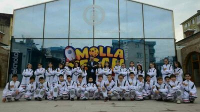 Yıldırım Belediyesi’nin, 5-13 yaş arasındaki çocuklara 23 farklı branşta eğitim