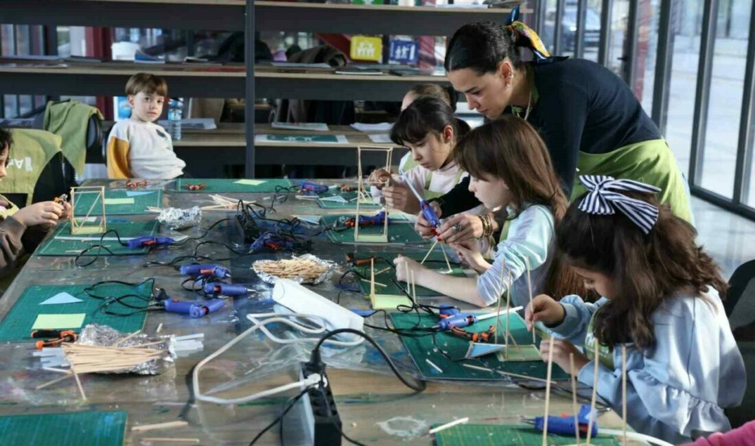 Nilüfer Belediyesi’nin yarıyıl tatilinde çocuklar için hazırladığı etkinlikler başladı. Çocukların