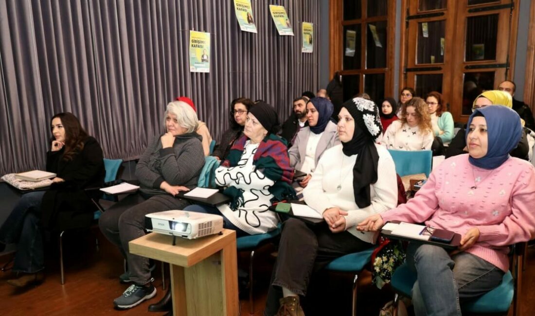 Osmangazi Belediyesi dijital pazarlama uzmanları yetiştiriyor Osmangazi’de faaliyet gösteren işletme sahiplerinin değişen dünyaya ayak uydurabilmesi amacıyla