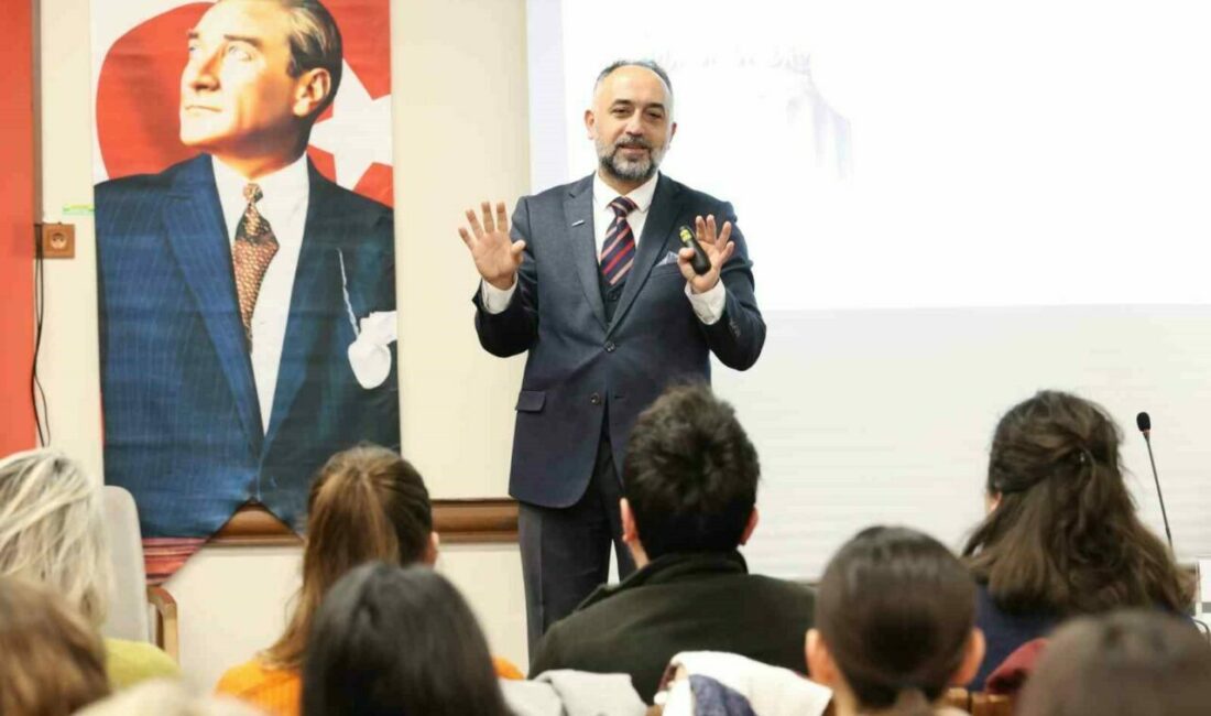 Osmangazi Belediyesi tarafından düzenlenen felsefe buluşmasında felsefenin gündelik hayatla nasıl
