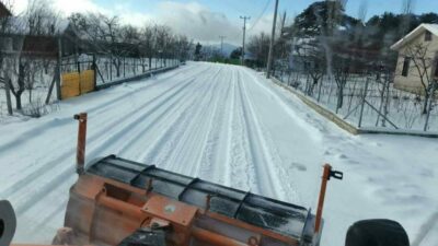 Osmangazi Belediyesi Fen İşleri Müdürlüğü ekipleri, ilçenin yüksek kesimlerinde etkili